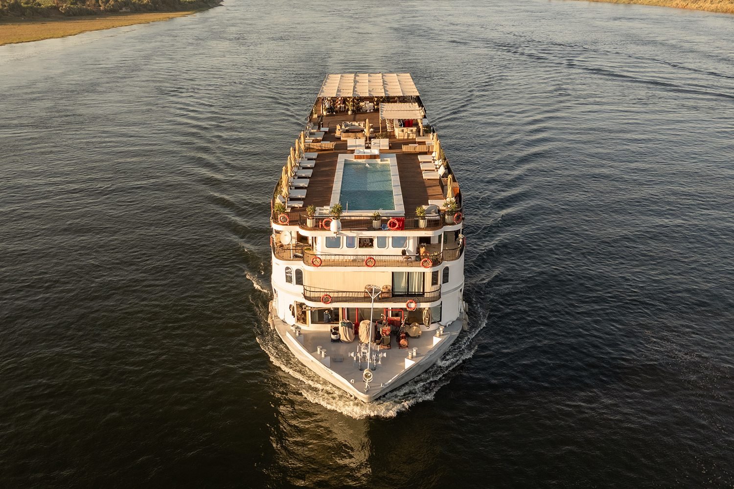 Le Fayan Suites Nile cruise 04 Le Fayan Suites seen from above, sailing on the Nile