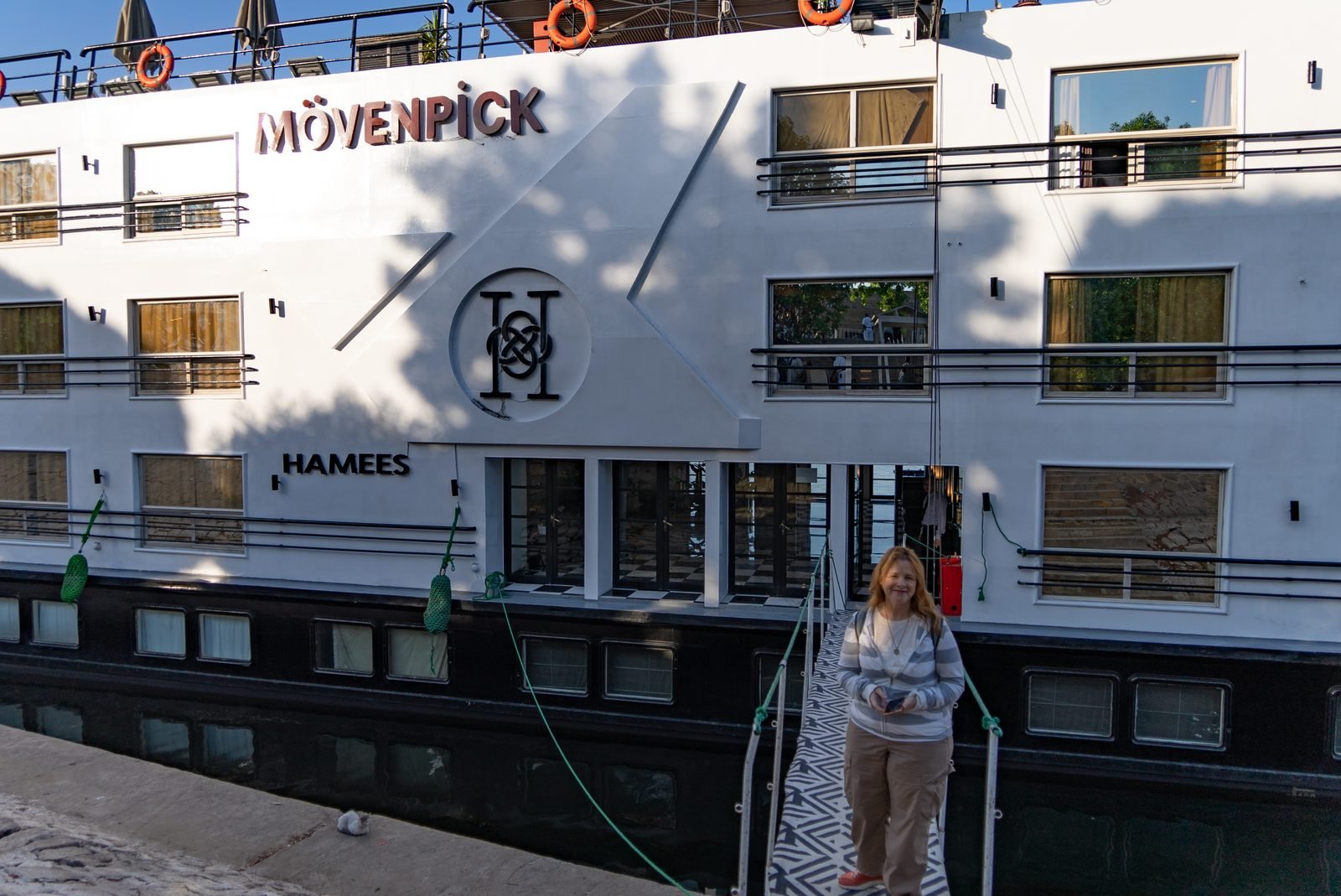 Mövenpick Hamees at the quay One of our guests on the gangway of the Mövenpick Hamees Nile cruise ship