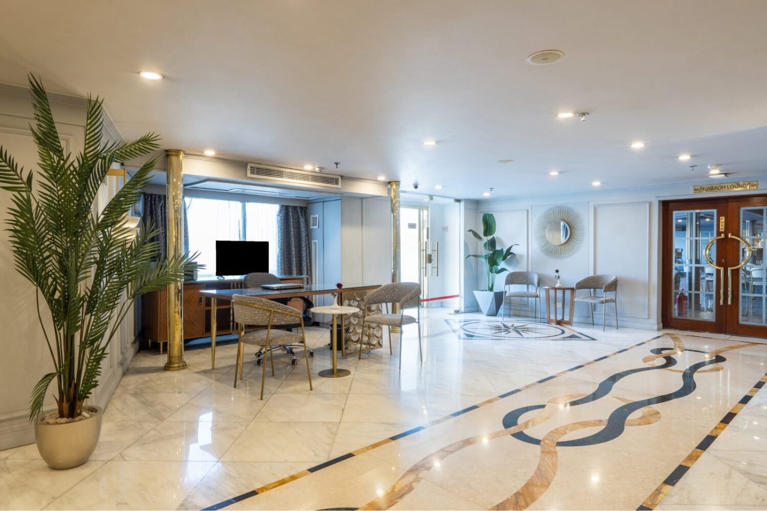 Reception and lobby on the Nile Excellence